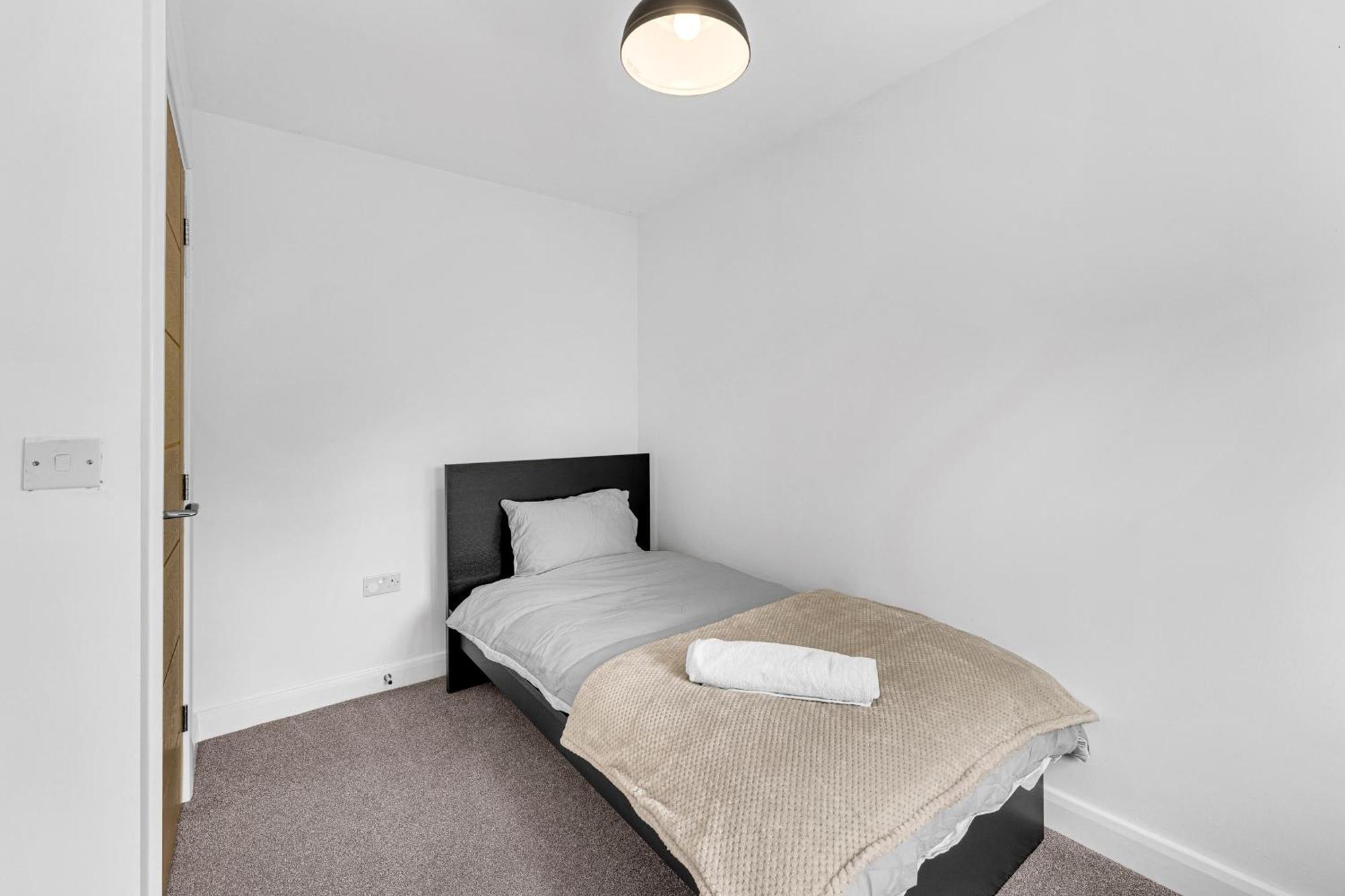 Brook Meadow House, 4 Bed House, Manchester Astley  Extérieur photo
