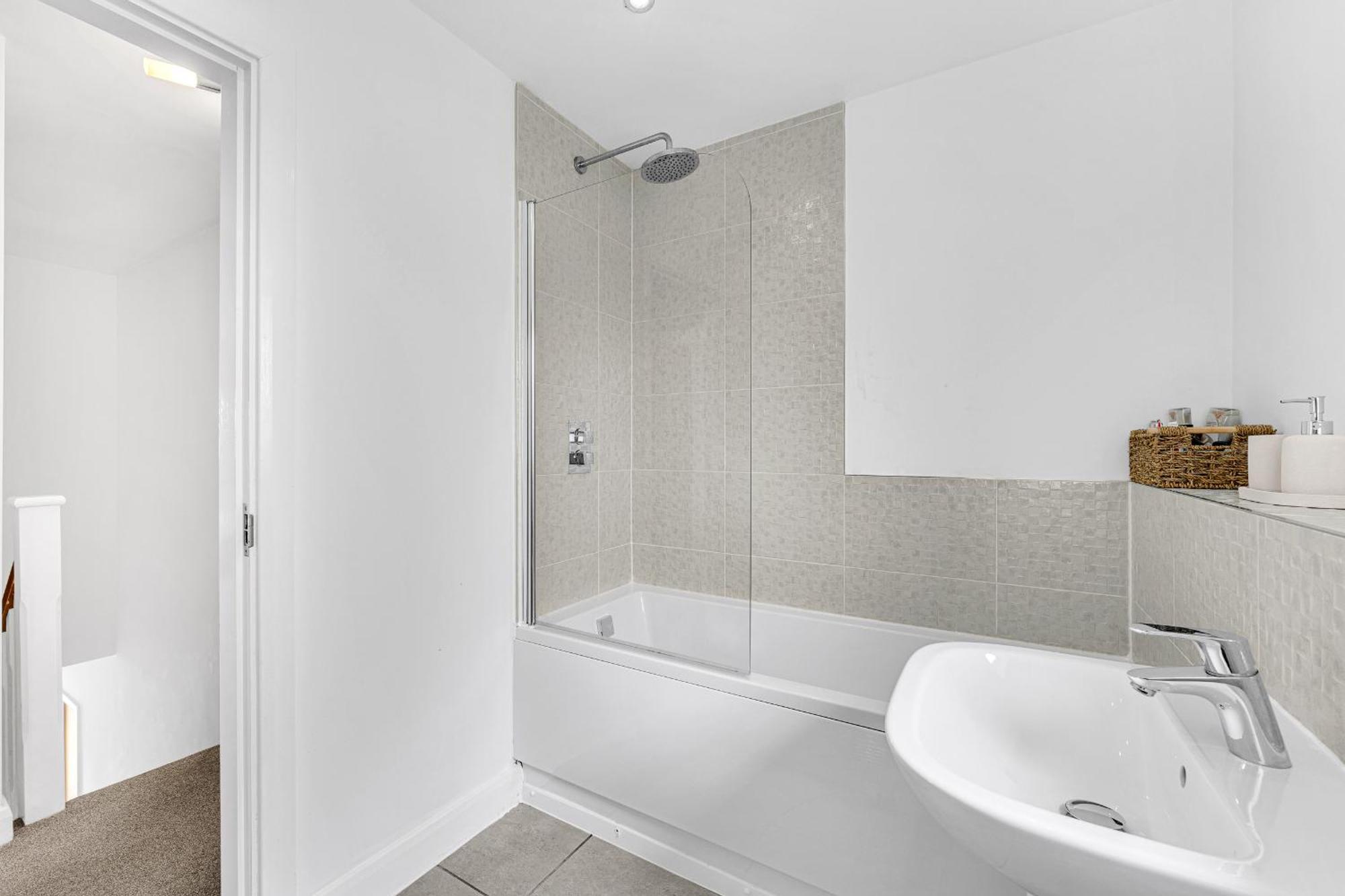 Brook Meadow House, 4 Bed House, Manchester Astley  Extérieur photo